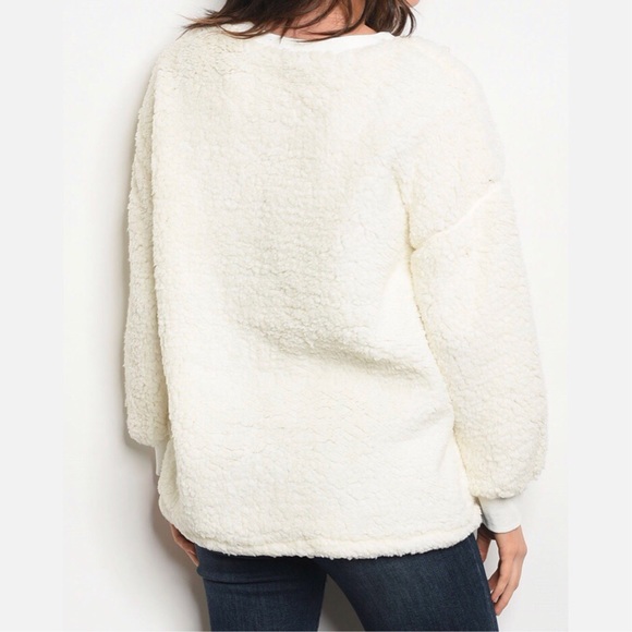 ❄️LAST3️⃣//IVORY SHERPA FUR SWEATER - Picture 4 of 11